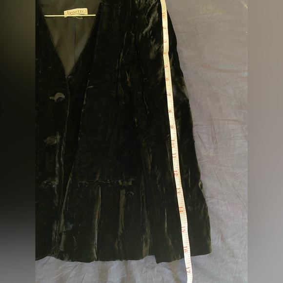 Lasserre Vintage black velvet viscose gothic blazer (S-M) - Picture 9 of 9